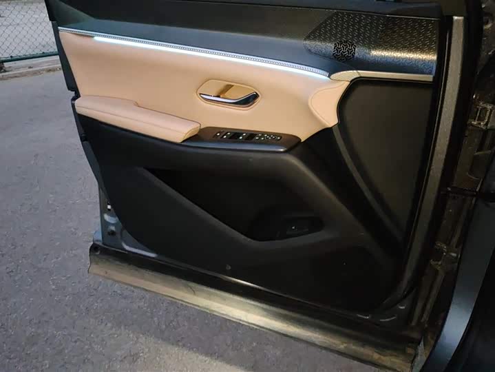 BYD Song Pro Hybrid 2025 2025款 第二代 智驾版 DM-i 75KM超越型