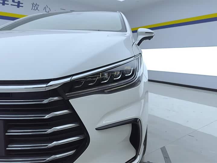 BYD Song Max Hybrid 2022 2022款 DM-i 105KM 旗舰型