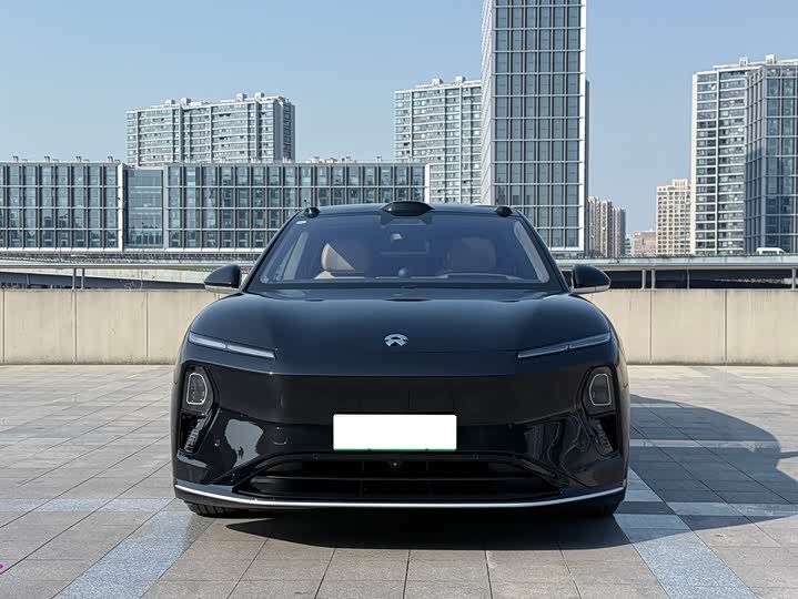 2025 Nio ET9