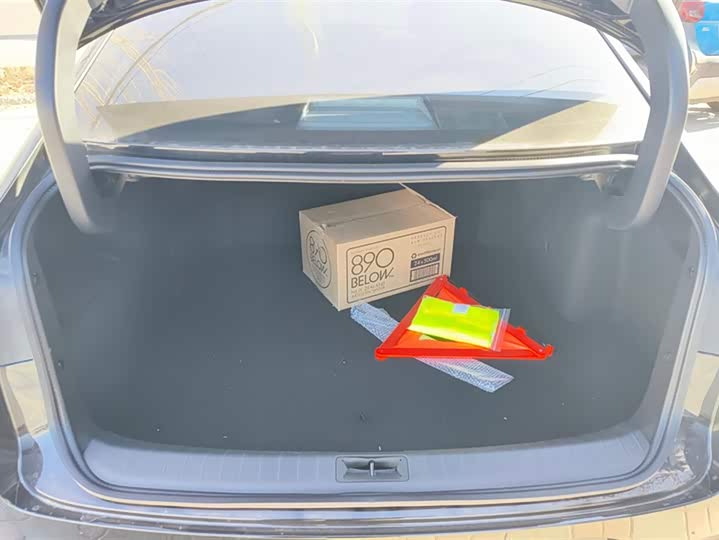 Nissan N6 2026 2026款 180 Max