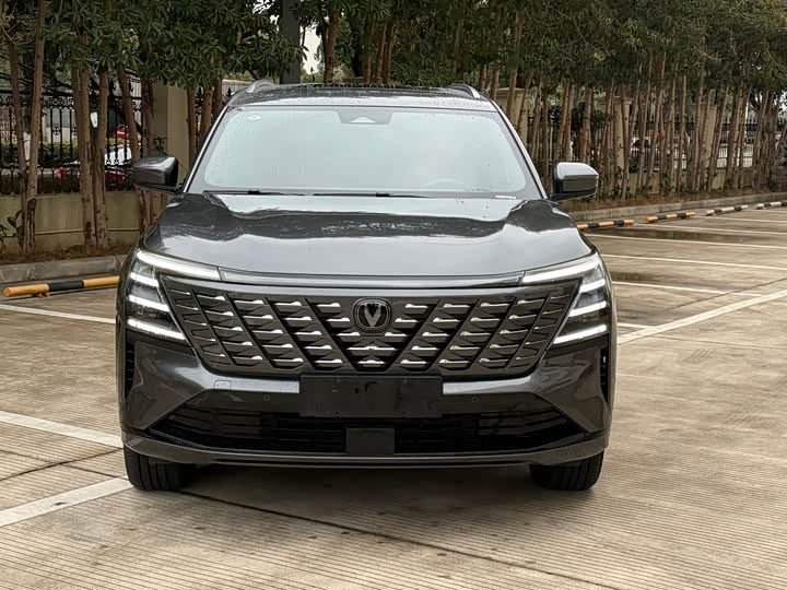 Changan CS75 Plus 2025 2025款 第四代 1.5T 新蓝鲸 智慧旗舰型