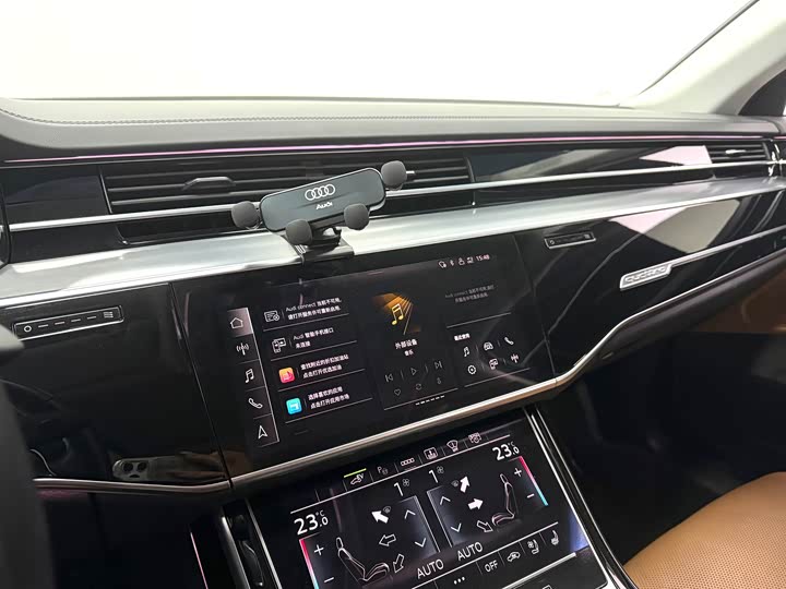 Audi A8 Hybrid 2022 2022款 A8L 60 TFSIe quattro 典藏版