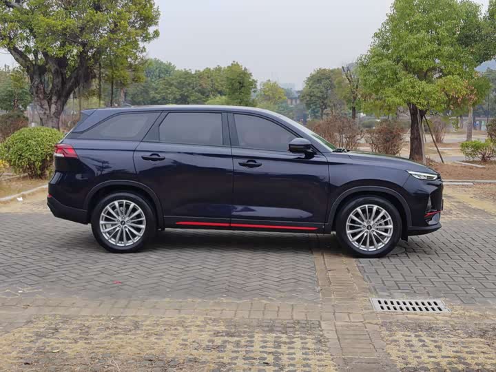 Changan Oshan X7 Plus 2022 2022款 1.5T 蓝鲸版自动尊享型