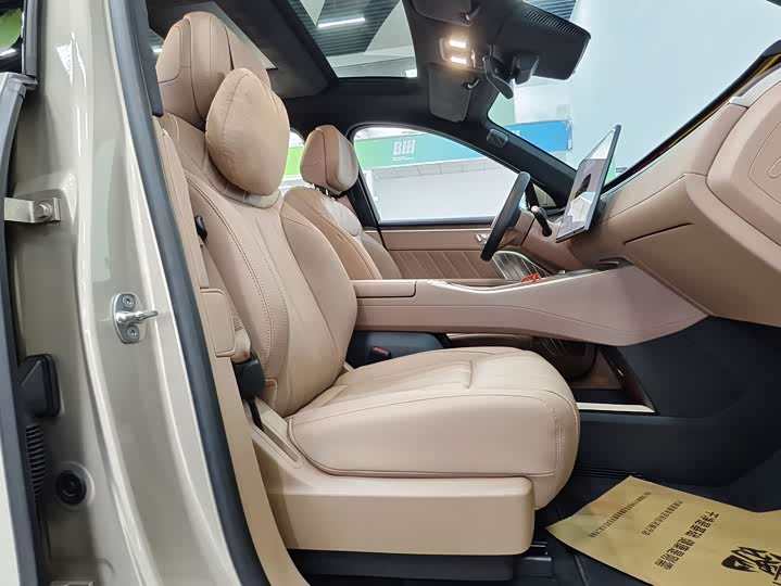 Nio Onvo L90 2025 2025款 Ultra 六座版