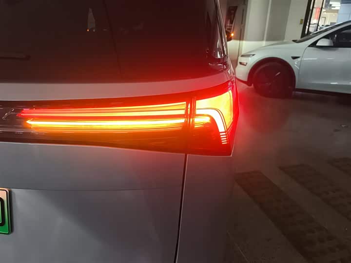 Buick GL8 Hybrid 2025 2025款 陆尚 先享版 7座