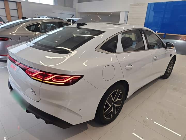 BYD Qin L 2025 2025款 DM-i 智驾版 120KM超越型