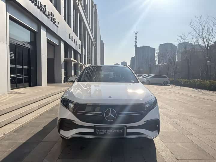 Mercedes-Benz EQA 2022 2022款 EQA 300 4MATIC 首发特别版