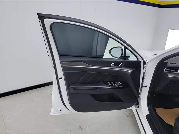 Kia K5 2021 2021款 270T CVVD 焕新版