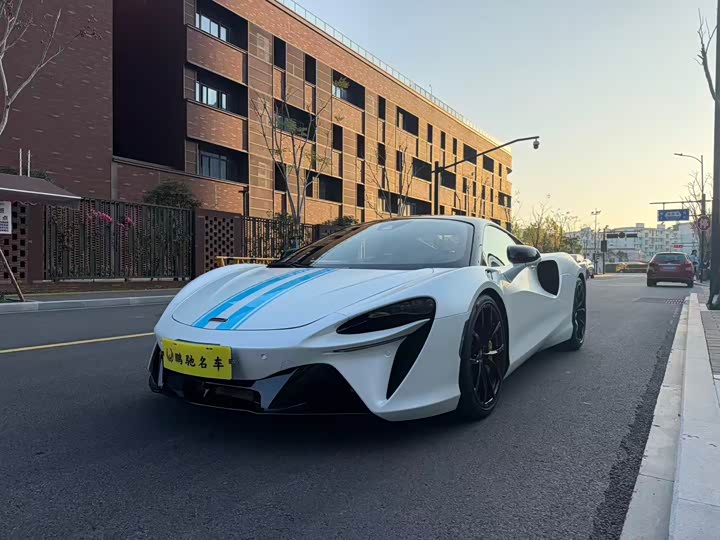 McLaren Artura 2023 2023款 3.0T Hybrid 标准型