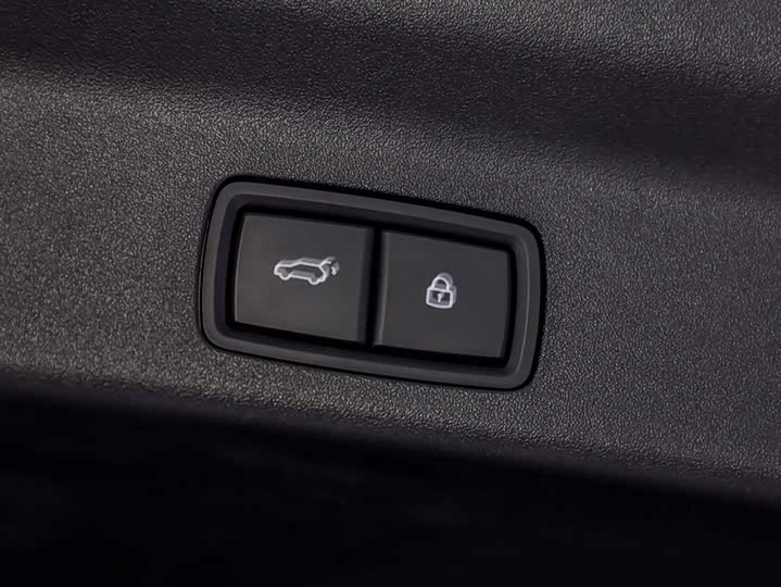 LiXiang L8 2025 2025款 Pro 智能焕新版