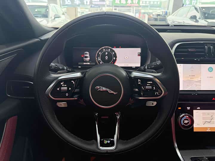 Jaguar XE L 2024 2024款 2.0T 250PS R-DYNAMIC S进取运动版