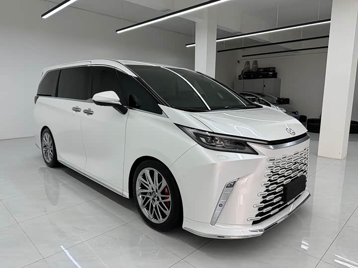 Lexus LM 2025 2025款 500h 六座尊崇版
