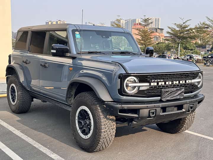 Ford Bronco 2026 2026款 2.3T 荒地