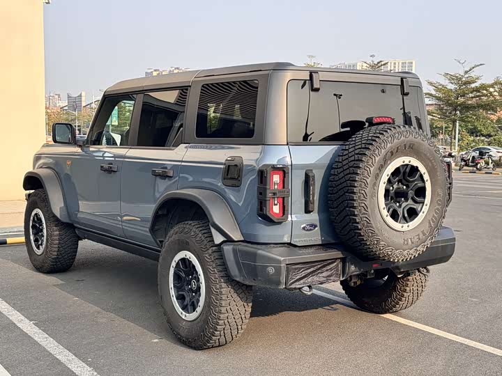 Ford Bronco 2026 2026款 2.3T 荒地