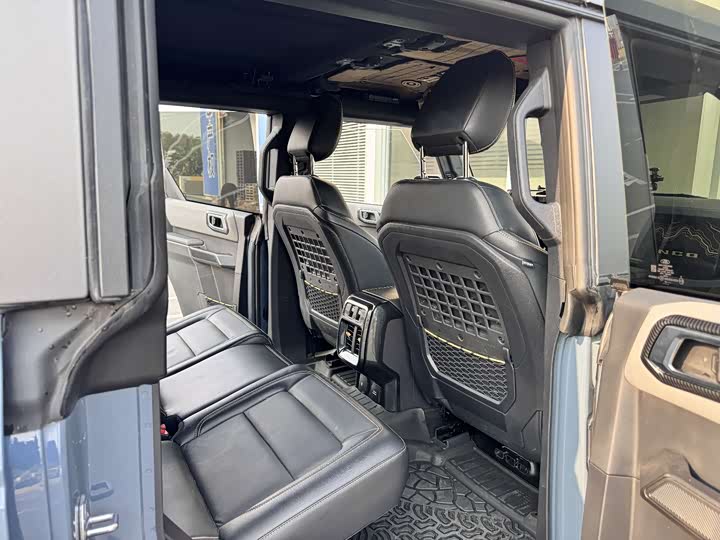 Ford Bronco 2026 2026款 2.3T 荒地