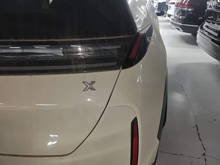 Zeekr X 2025 2025款 四座后驱魔方版