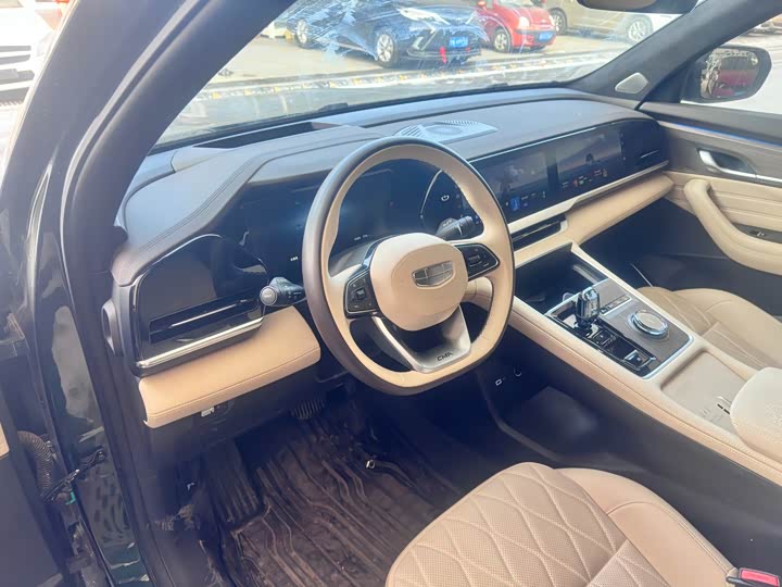 Geely Monjaro 2025 2025款 东方曜 2.0TD 自动四驱望月版