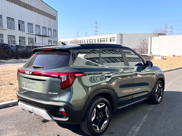 Kia Seltos 2023 2023款 1.5L CVT尊贵版
