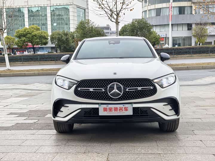 2025 Mercedes-Benz GLC-Class Coupe