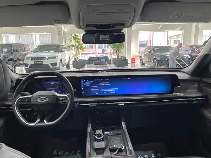 Ford Edge 2025 2025款 锐界L 2.0T EcoBoost E混动四驱七座至尊型