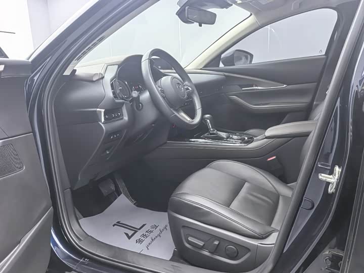 Mazda CX-30 2022 2022款 2.0L 自动耀悦型