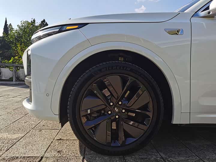 LiXiang L7 2025 2025款 Ultra 智能焕新版