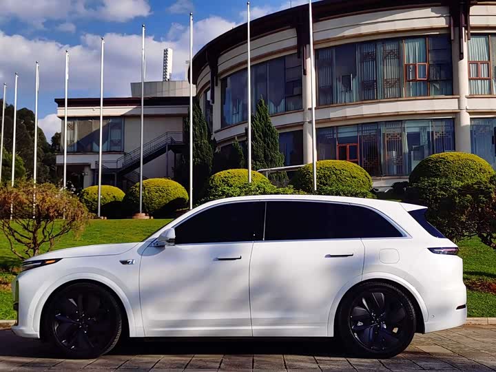 LiXiang L7 2025 2025款 Ultra 智能焕新版