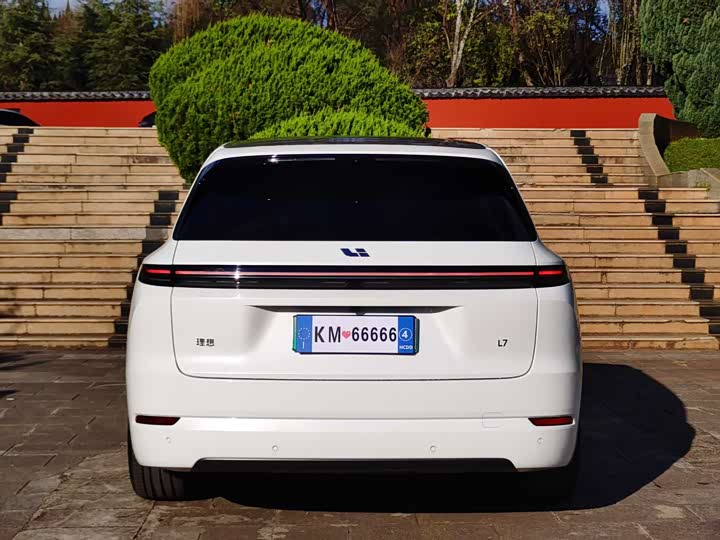 LiXiang L7 2025 2025款 Ultra 智能焕新版