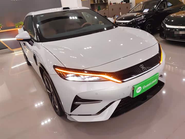 BYD Song L 2025 2025款 智驾版 662km 激光雷达卓越型