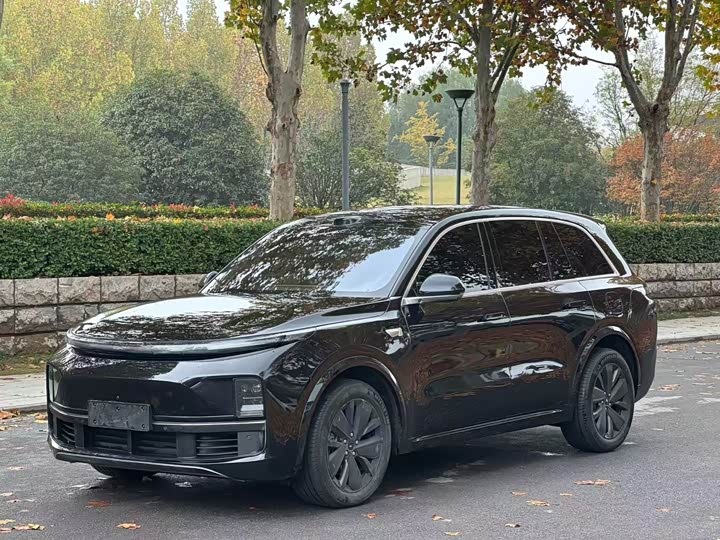 LiXiang L8 2025 2025款 Pro 智能焕新版