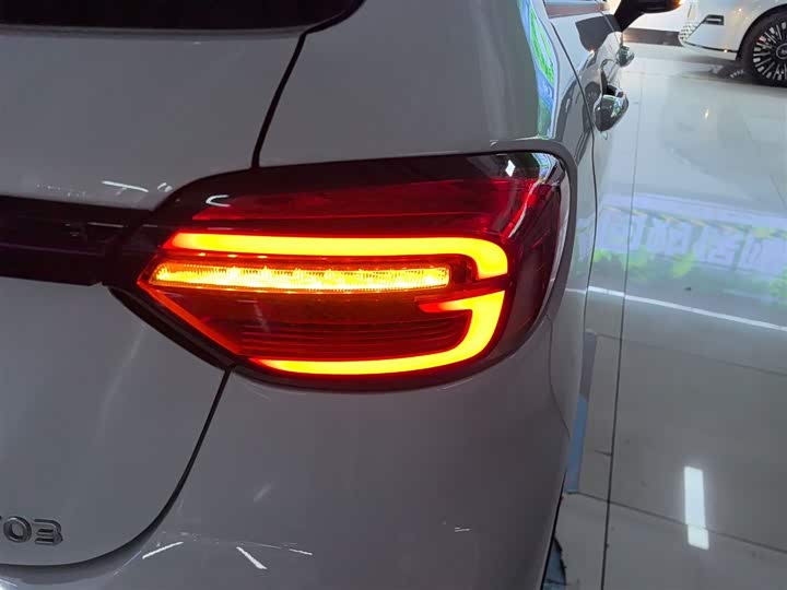 Leapmotor T03 2025 2025款 310舒享版