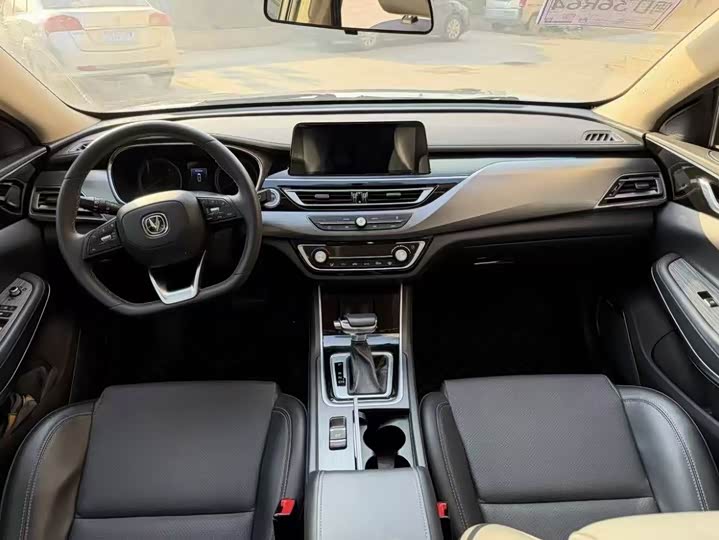 Changan Raeton CC 2021 2021款 蓝鲸版 1.5T DCT旗舰型