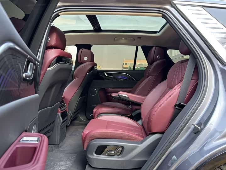 Hongqi E-HS9 2022 2022款 690km 旗享版 六座