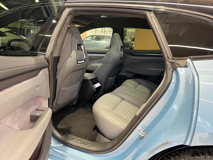 Zeekr 001 2025 2025款 YOU版 100kWh 四驱