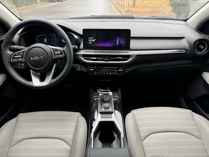 Kia K3 2024 2024款 1.5L CVT舒适优享版