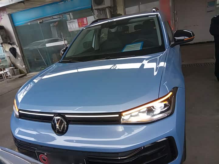 Volkswagen Tharu 2025 2025款 新锐 300TSI 锐享版