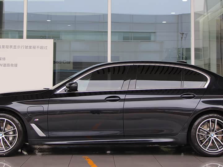 BMW 5 Series Hybrid 2022 2022款 535Le M运动套装