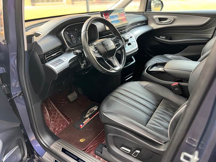 Roewe iMax 8 2022 2022款 400TGI 尊荣版