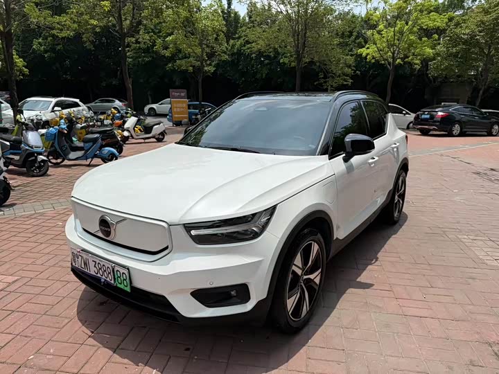 Volvo XC40 EV 2022 2022款 四驱高性能版 PRO