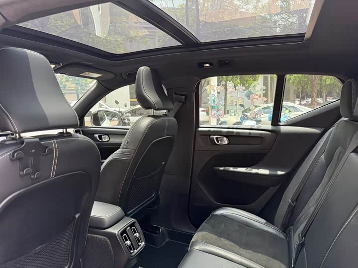 Volvo XC40 EV 2022 2022款 四驱高性能版 PRO