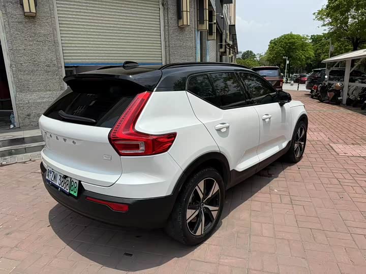 Volvo XC40 EV 2022 2022款 四驱高性能版 PRO