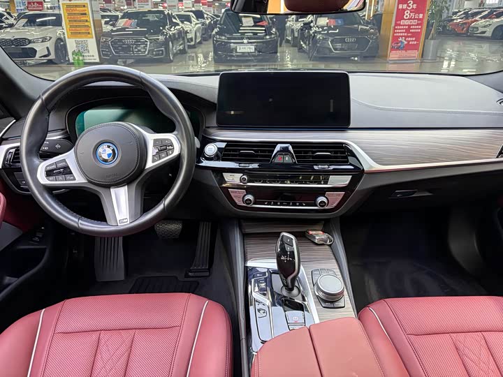 BMW 5 Series Hybrid 2022 2022款 改款 535Le M运动套装