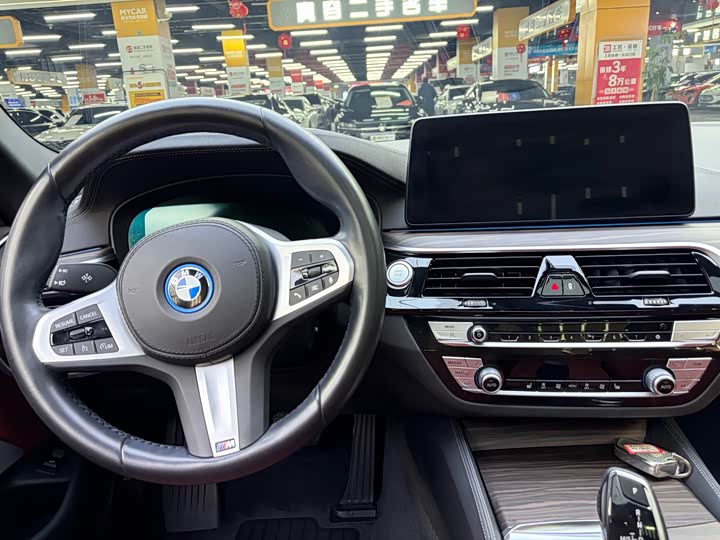 BMW 5 Series Hybrid 2022 2022款 改款 535Le M运动套装