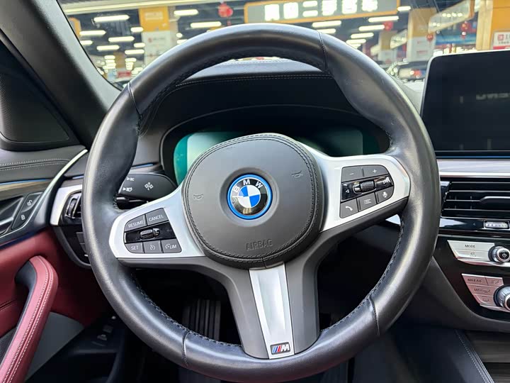BMW 5 Series Hybrid 2022 2022款 改款 535Le M运动套装