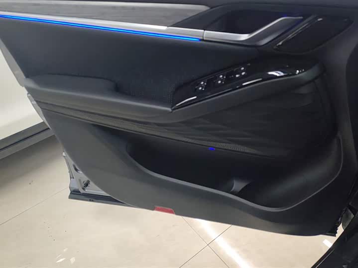 JAC QX Hybrid 2023 2023款 120km 劲享版