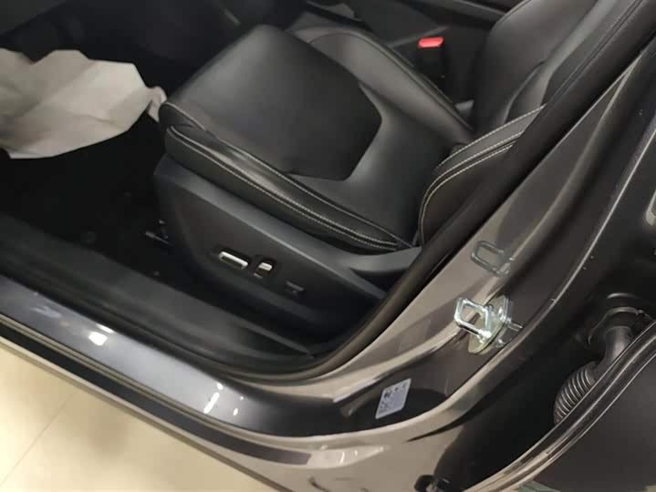 JAC QX Hybrid 2023 2023款 120km 劲享版