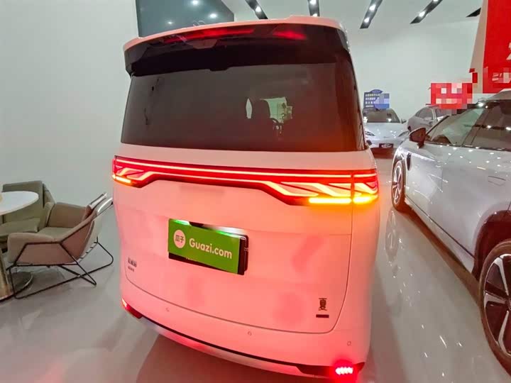 BYD Xia 2025 2025款 DM-i 1.5T 180km 卓越型