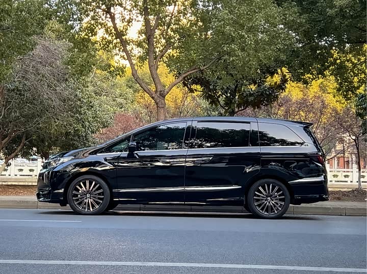 Honda Elysion 2024 2024款 2.0L e:HEV 豪华版