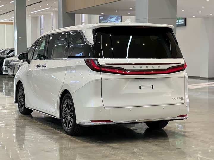 Lexus LM 2023 2023款 350h 七座隽雅版