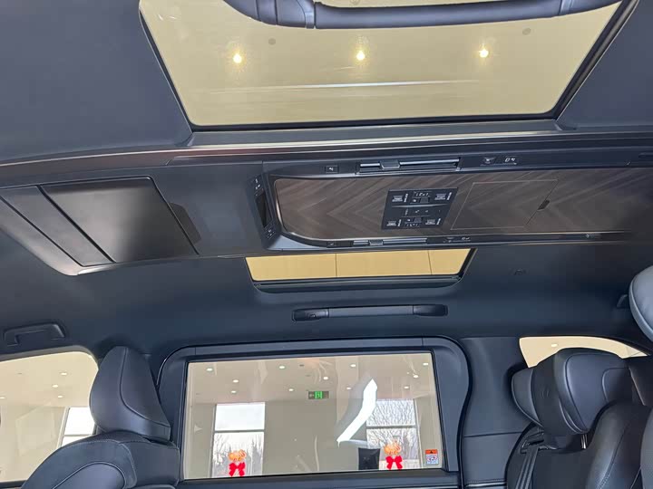 Lexus LM 2023 2023款 350h 七座隽雅版